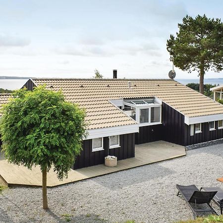 Amazing Home In Ebeltoft With Sauna Bagian luar foto