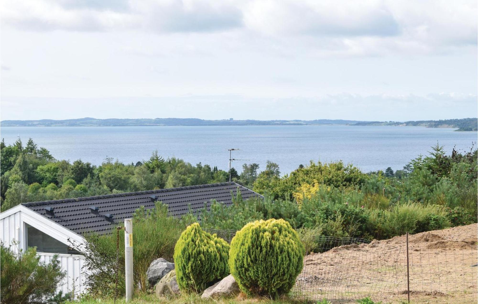 Amazing Home In Ebeltoft With Sauna Bagian luar foto