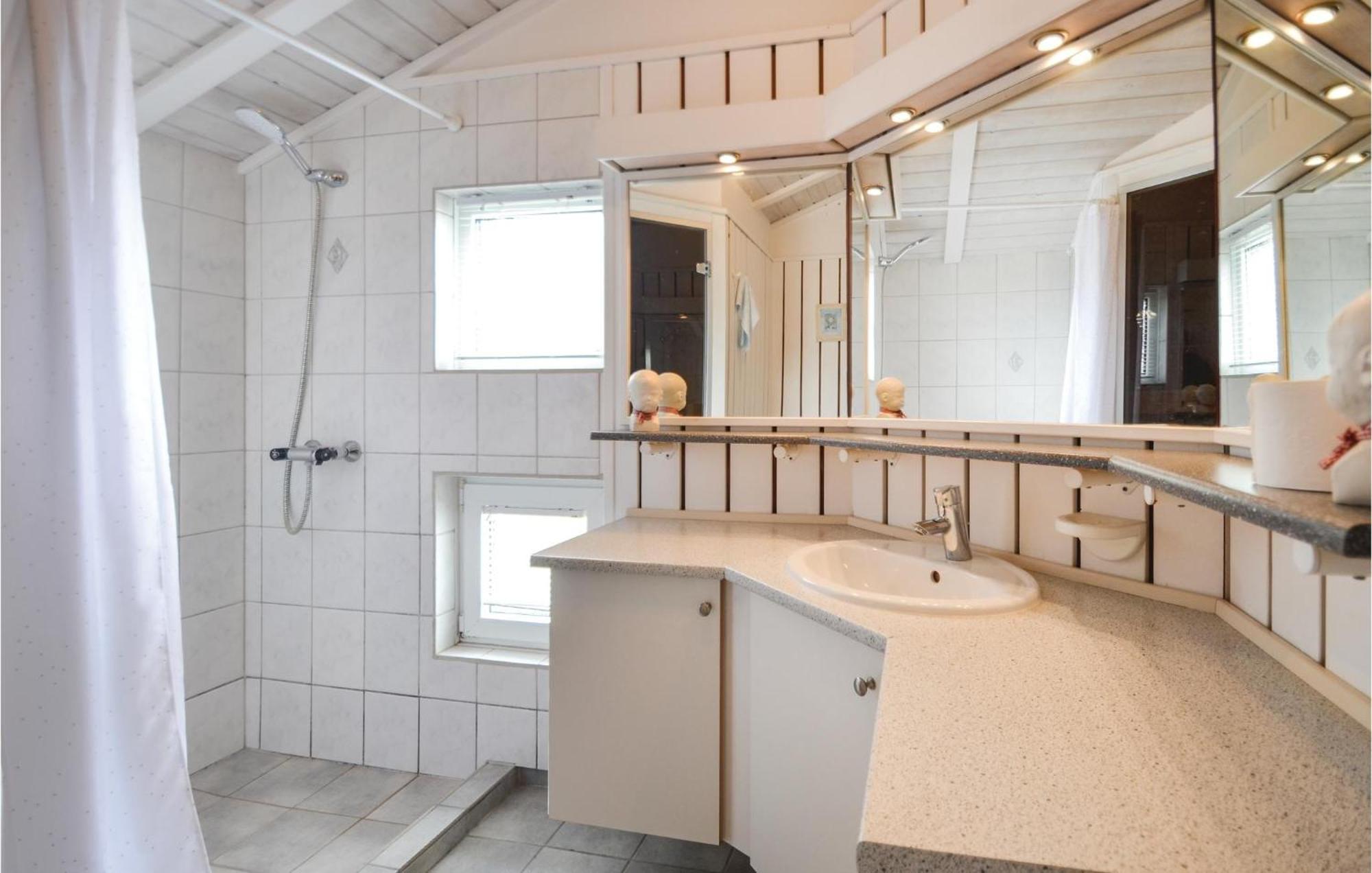 Amazing Home In Ebeltoft With Sauna Bagian luar foto